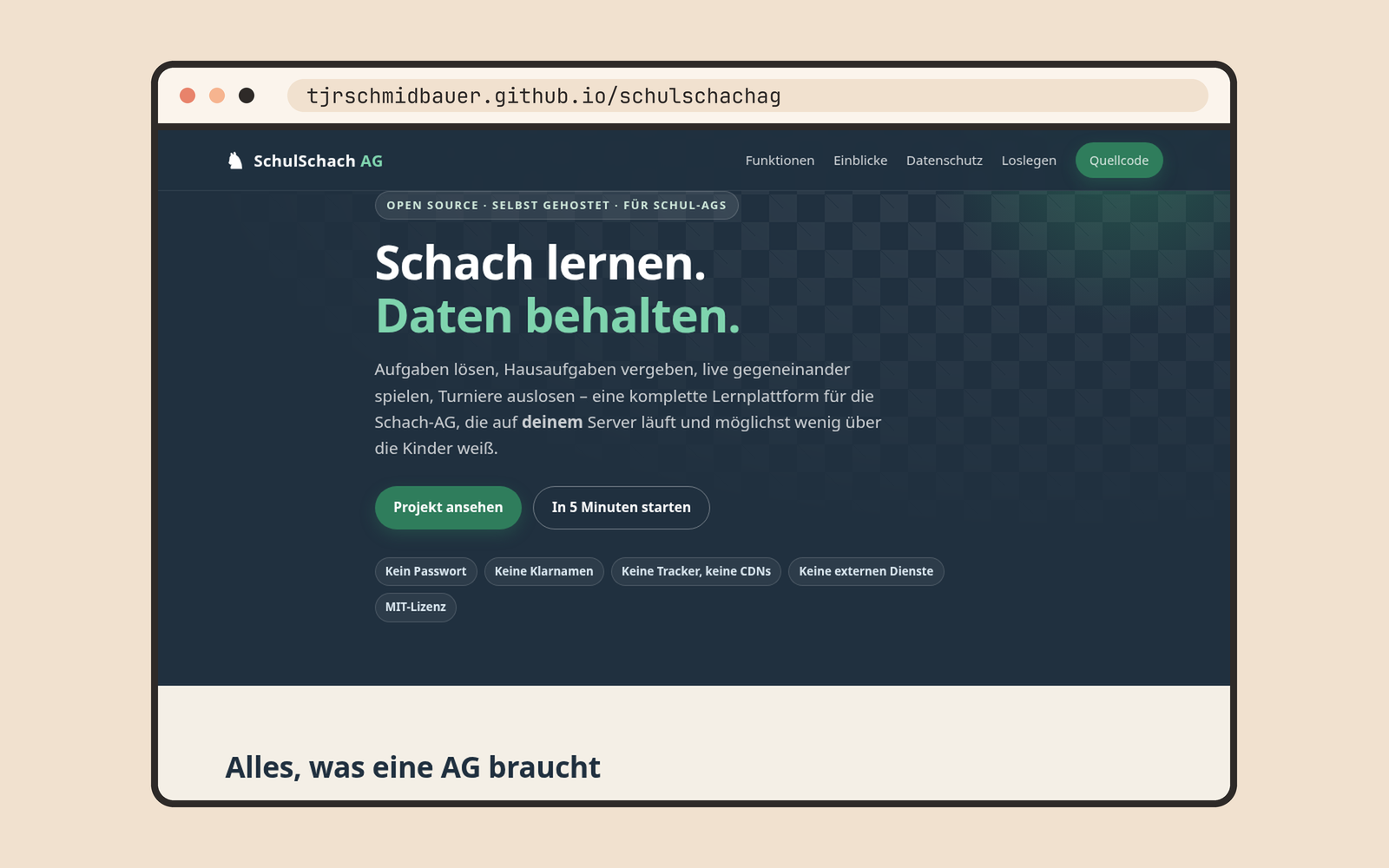 Startseite von SchulSchach AG mit dem Leitsatz „Schach lernen. Daten behalten.“ und den Hinweisen Open Source, selbst gehostet, für Schul-AGs